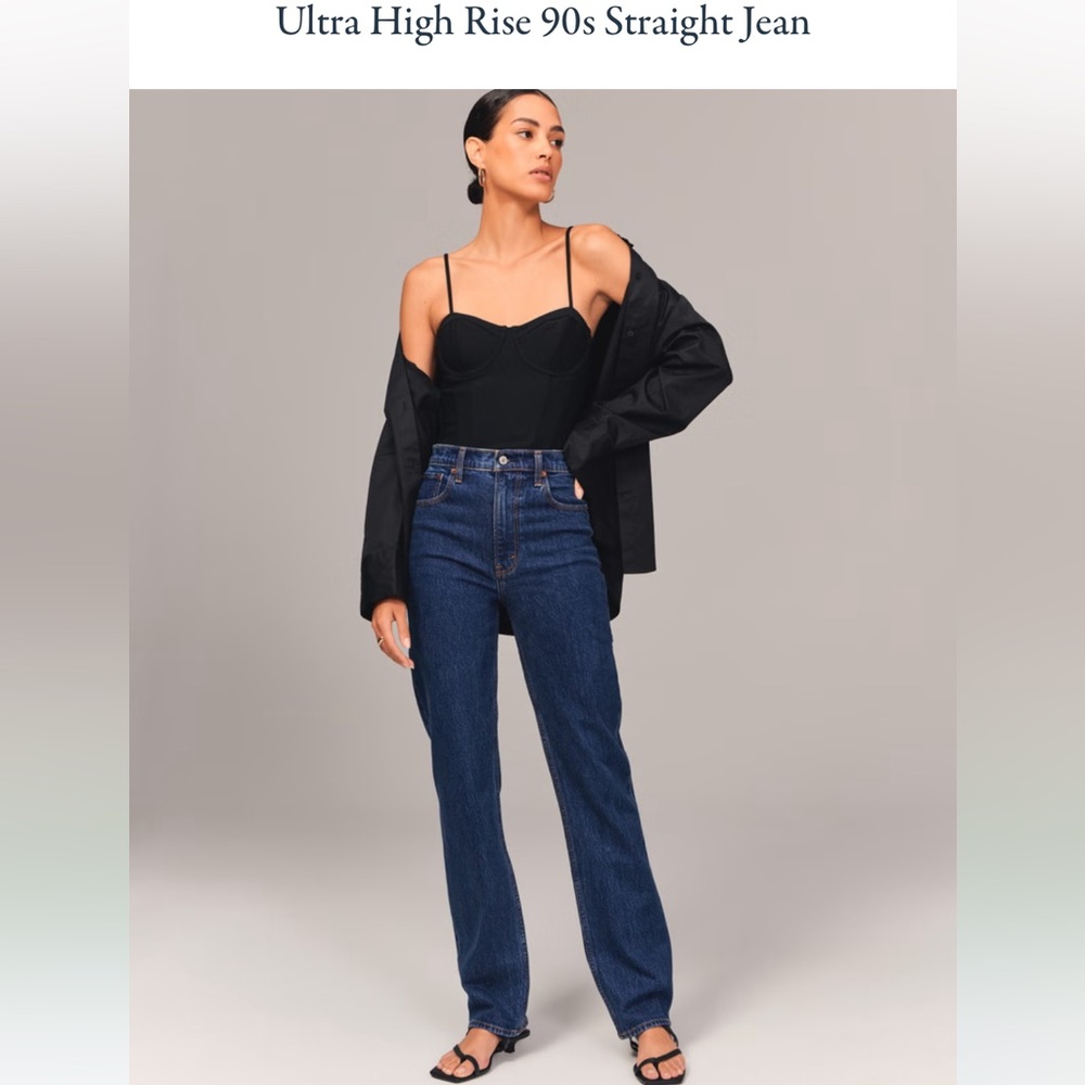 Abercrombie 90s Straight Ultra High Rise Jeans